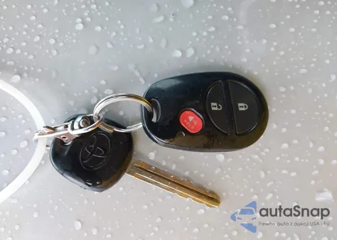 2013 Toyota Tundra Grade 4.6L V8 z USA, uszkodzony, nr VIN 5TFUM5F14DX043997